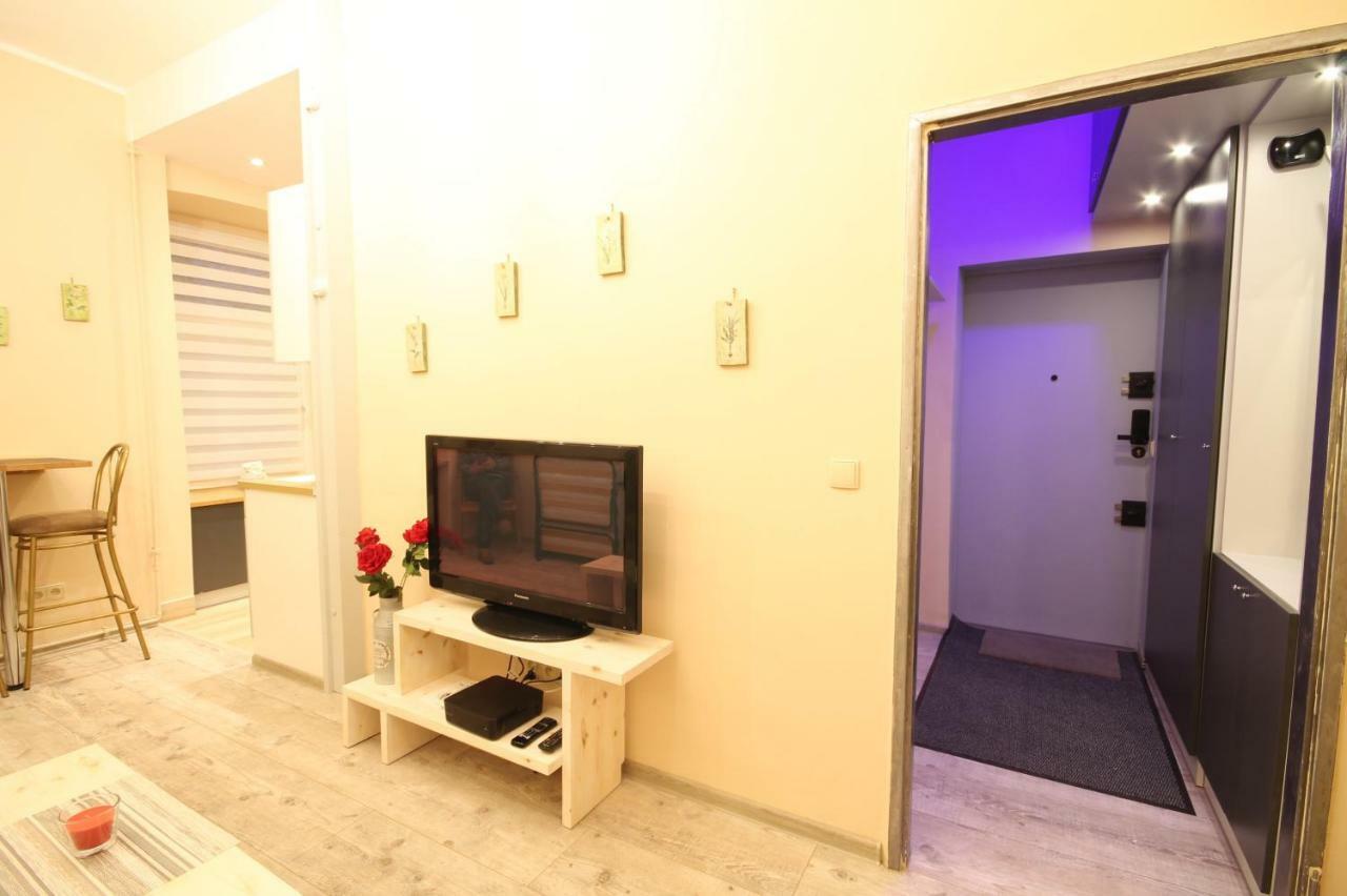 Studio Flat Grunwaldzka Up To 2Persons+1 Wrocław Exterior foto