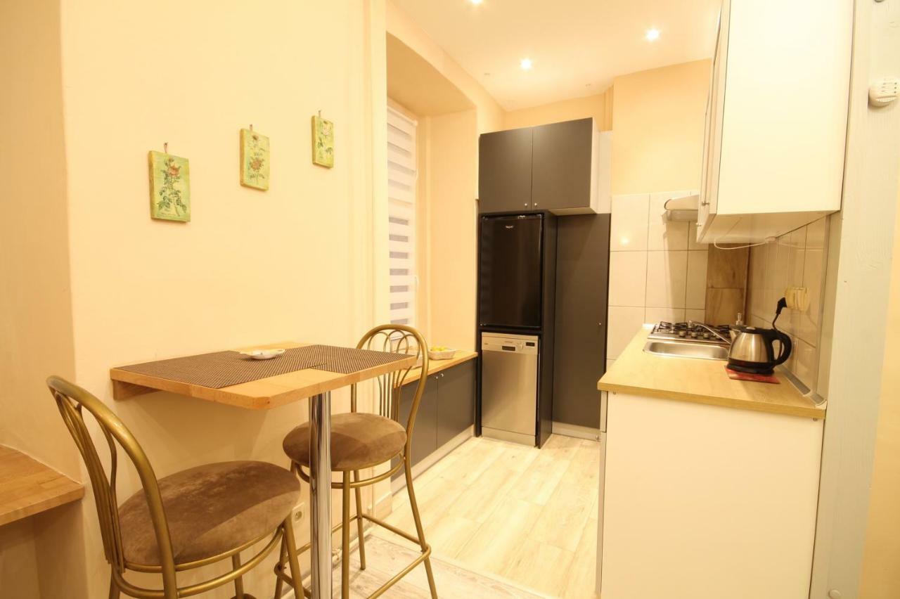 Studio Flat Grunwaldzka Up To 2Persons+1 Wrocław Exterior foto